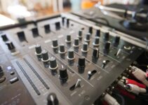 What Are DJs Doing When They Turn Knobs?